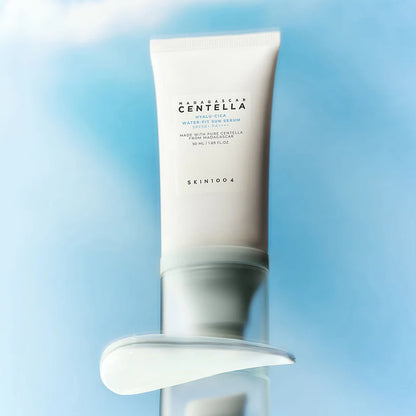 SKIN1004 Madagascar Centella Hyalu-Cica Water-Fit Sun Serum SPF50+ PA++++-Αντηλιακό με Υαλουρονικό και Σεντέλα (50 ml)